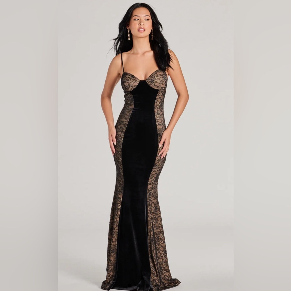 Dahlia V Neck Mermaid Lace velvet formal dress